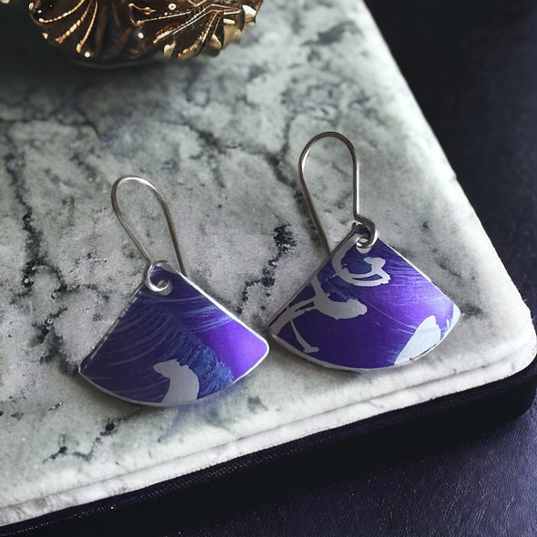 Fan shaped purple aluminium earrings