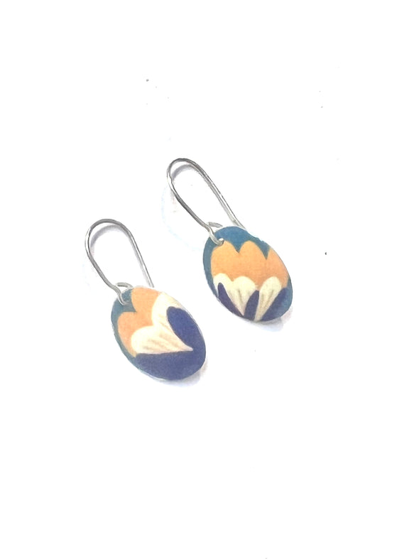 Tulip inspired Oval Earrings