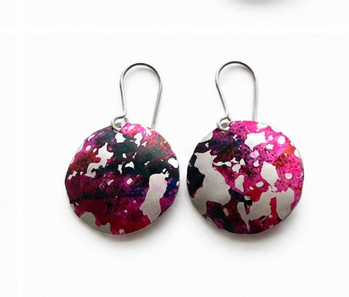     Wild Fuchsia
    Hand printed pink and fuchsia anodised aluminium disc drop earrings with sterling silver ear wires