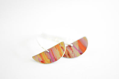 Sunset/stripe hand-dyed aluminium-sterling silver long wire by rachel-stowe