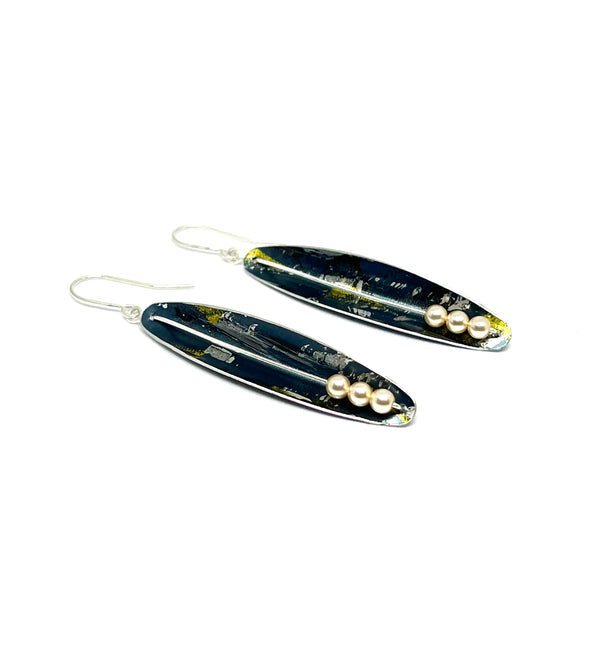 Black / Gold long Pod and pearl style Earrings